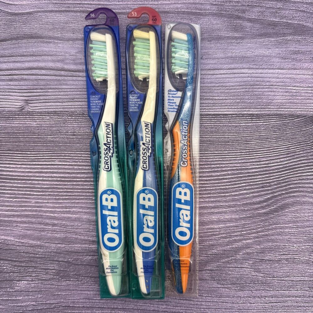 3 LOT Oral-B Cross Action Pro-Health Soft/Medium Toothbrush 40 Medium / 60 Large